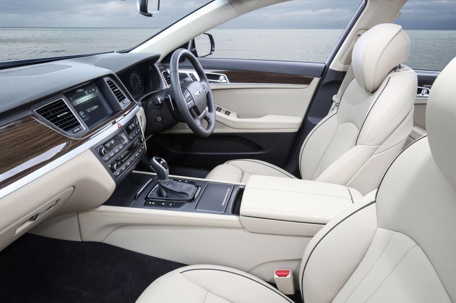  Hyundai Genesis 2014 года  (AU) (фото 15 из 30)